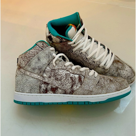 RARE 2015 Nike SB Dunk High Premium Flamingo Men's size BRAND NEW - Main Image